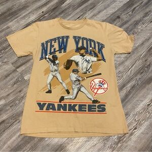 Mitchell & Ness New York Yankees T-Shirt Top Men's M Beige Graphic Casual